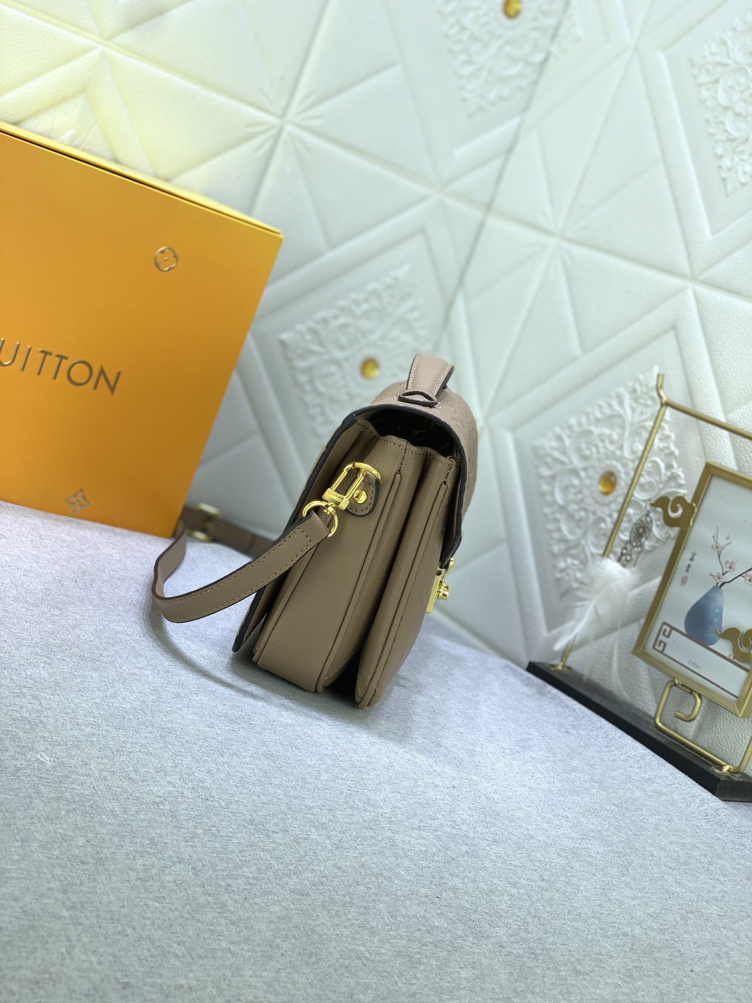 LV Pochette Métis Monogram Empreinte bag