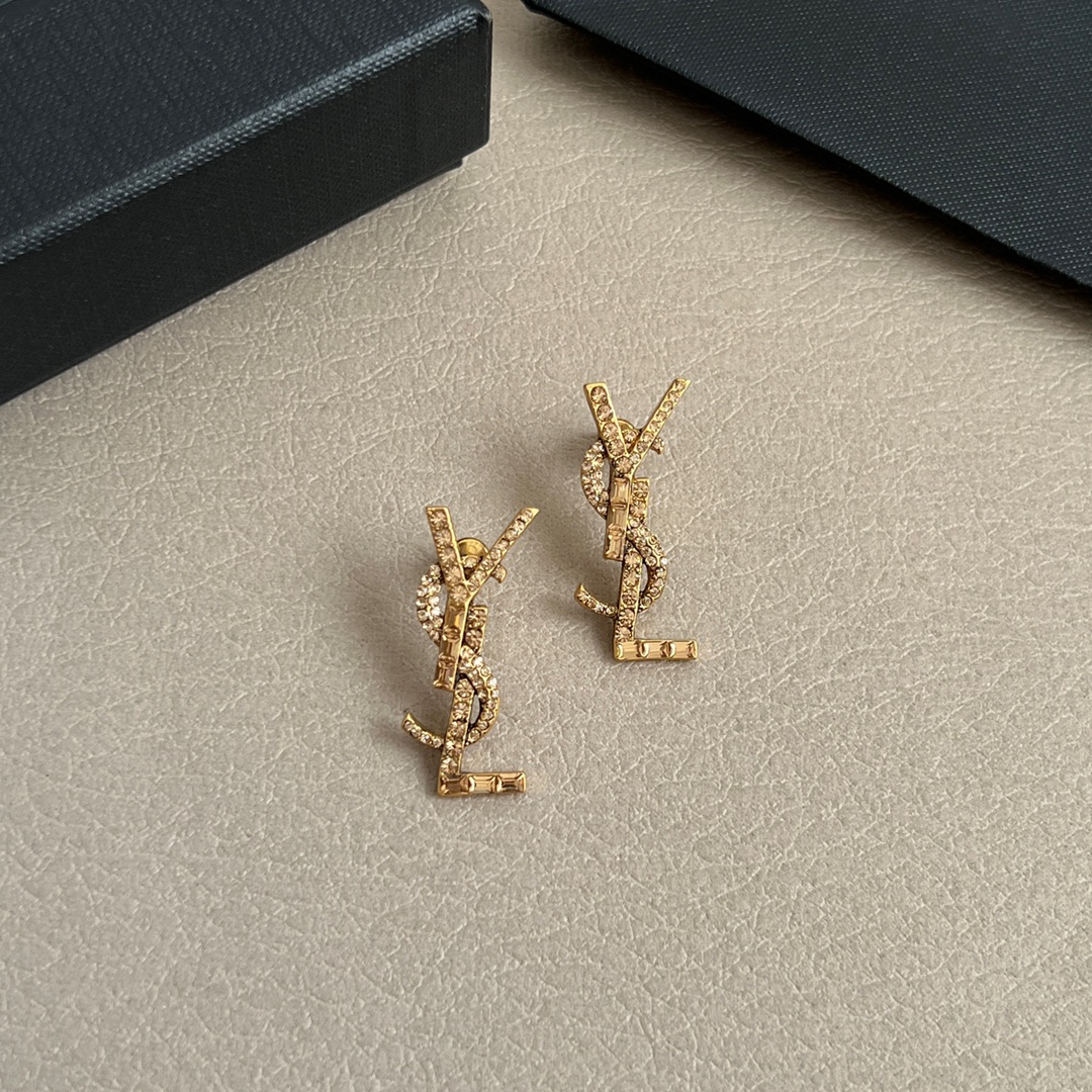 Earrings earrings letter style 2025 hot style high-end light luxury design for women