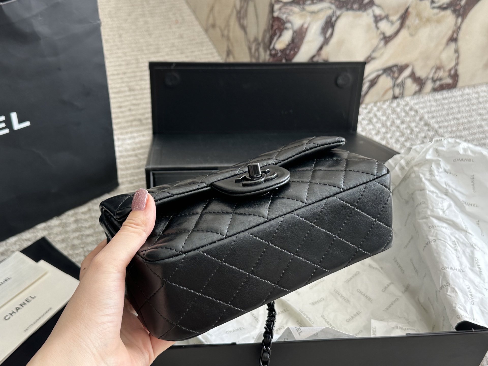 Chanel 23K cf chain shoulder bag