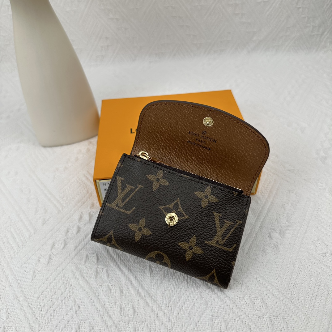 LV compact and practical coin purse