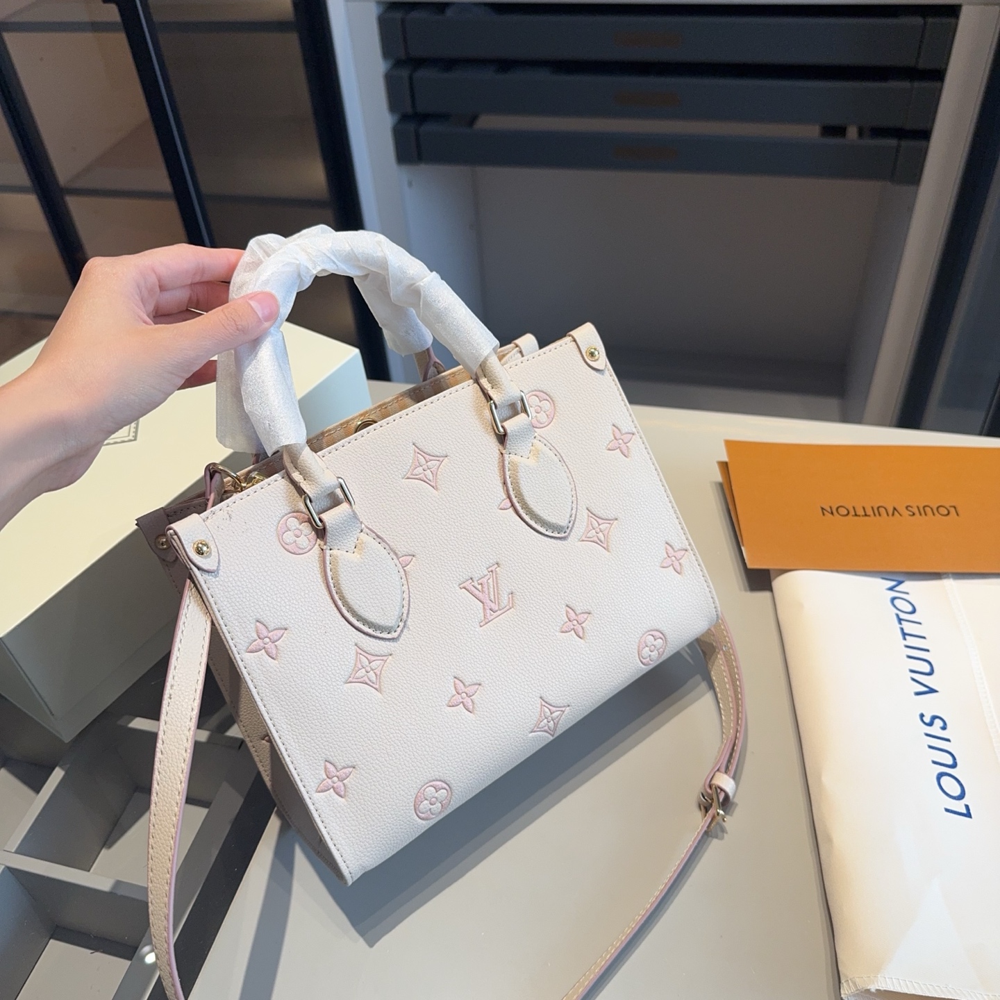 LV Strawberry Milk Series Tote Bag High Version