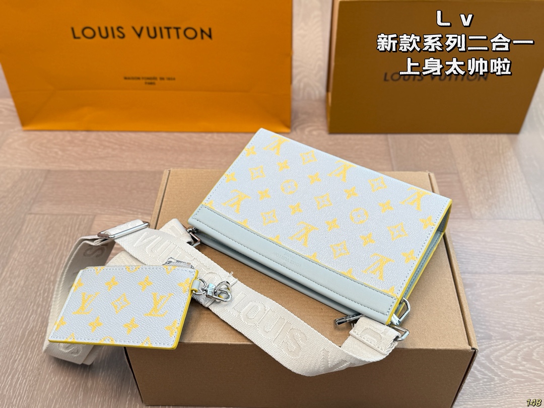 LV's new two-in-one messenger bag
