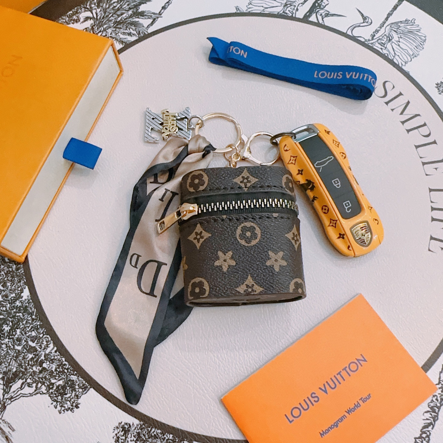 LV keychain bag buckle