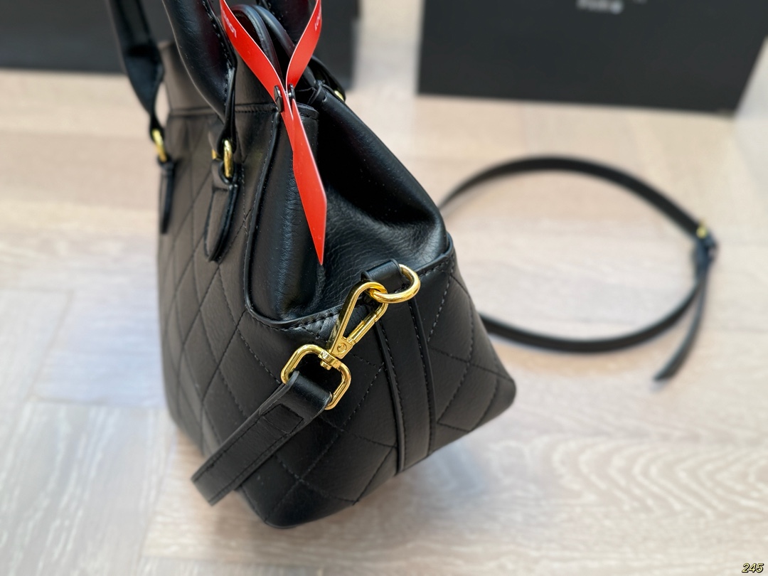 YSL handbags are versatile and exquisite