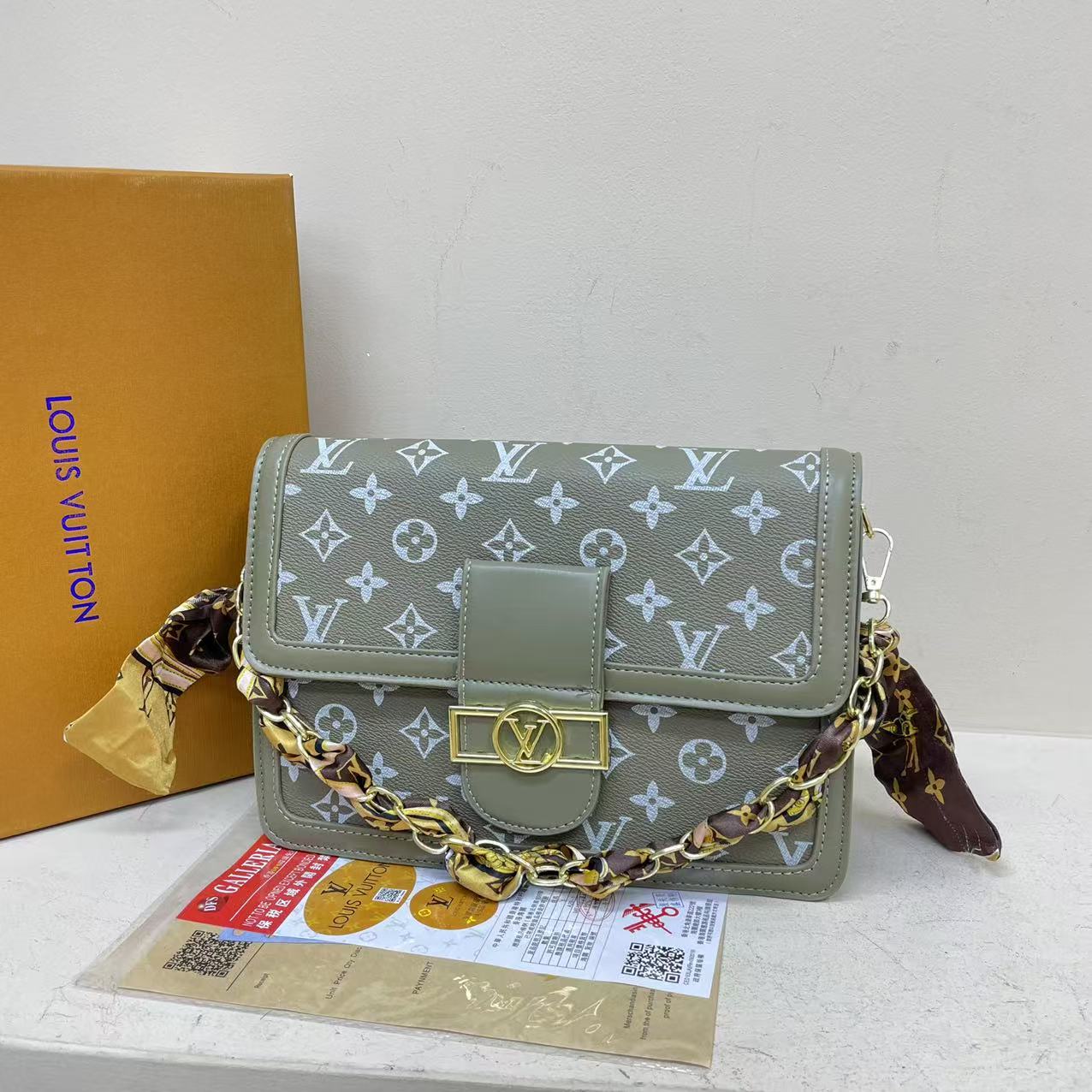LV Daphne presbyopic shoulder crossbody bag