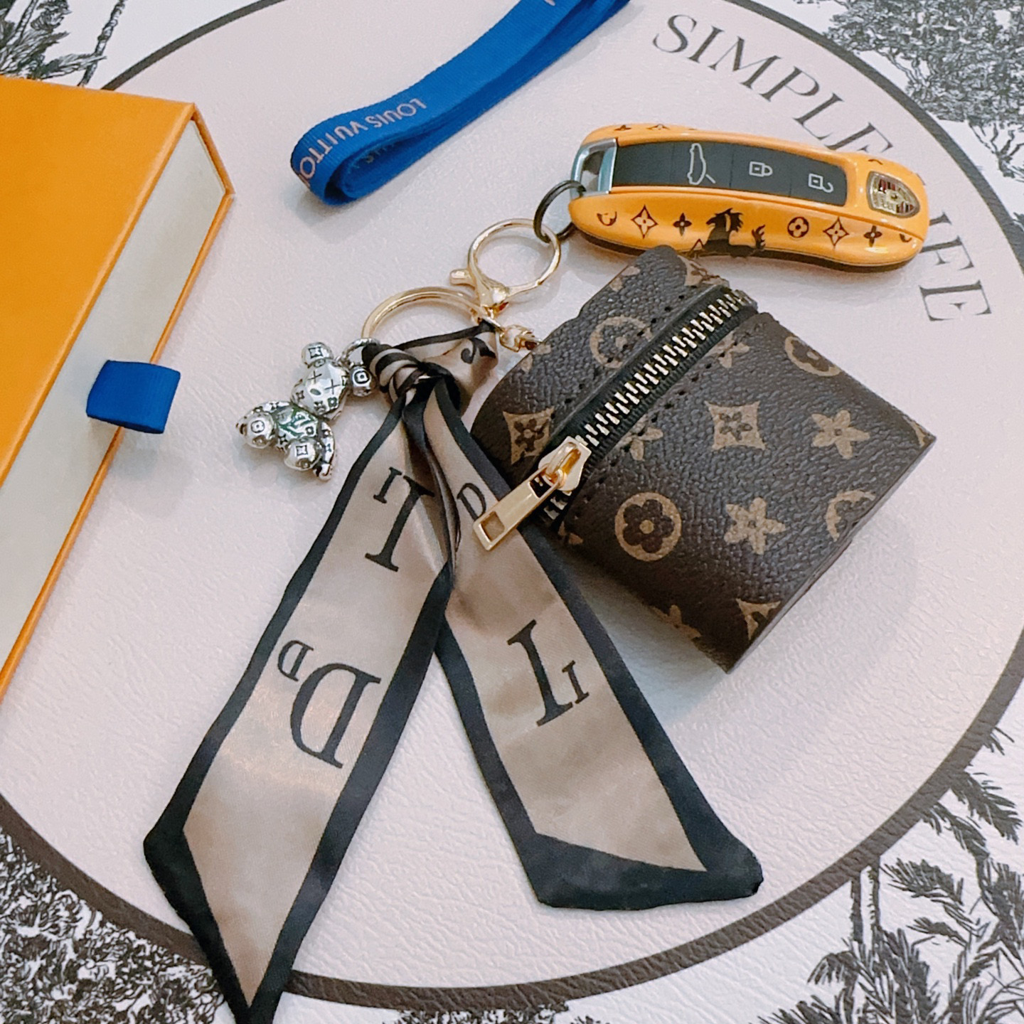 LV keychain bag buckle