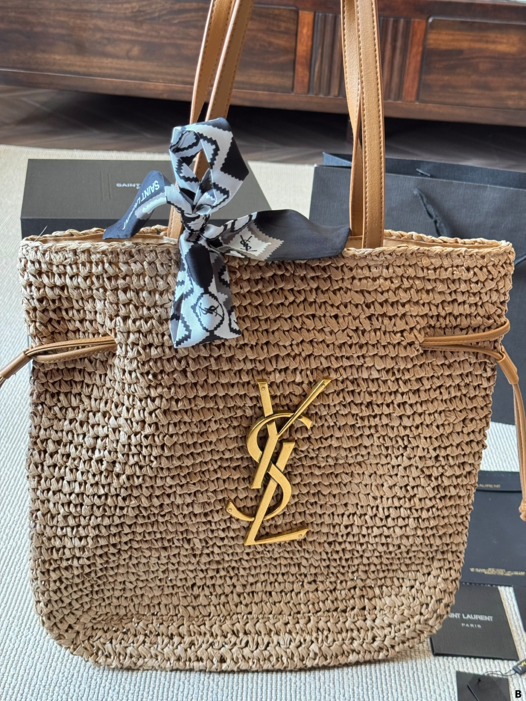 YSL woven tote bag casual and versatile