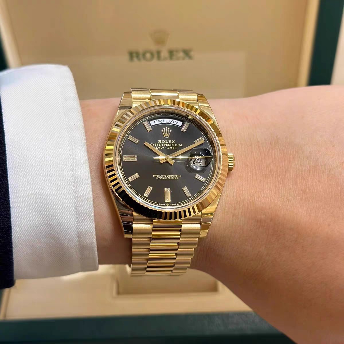 Rolex Date Series Black Dial Watch