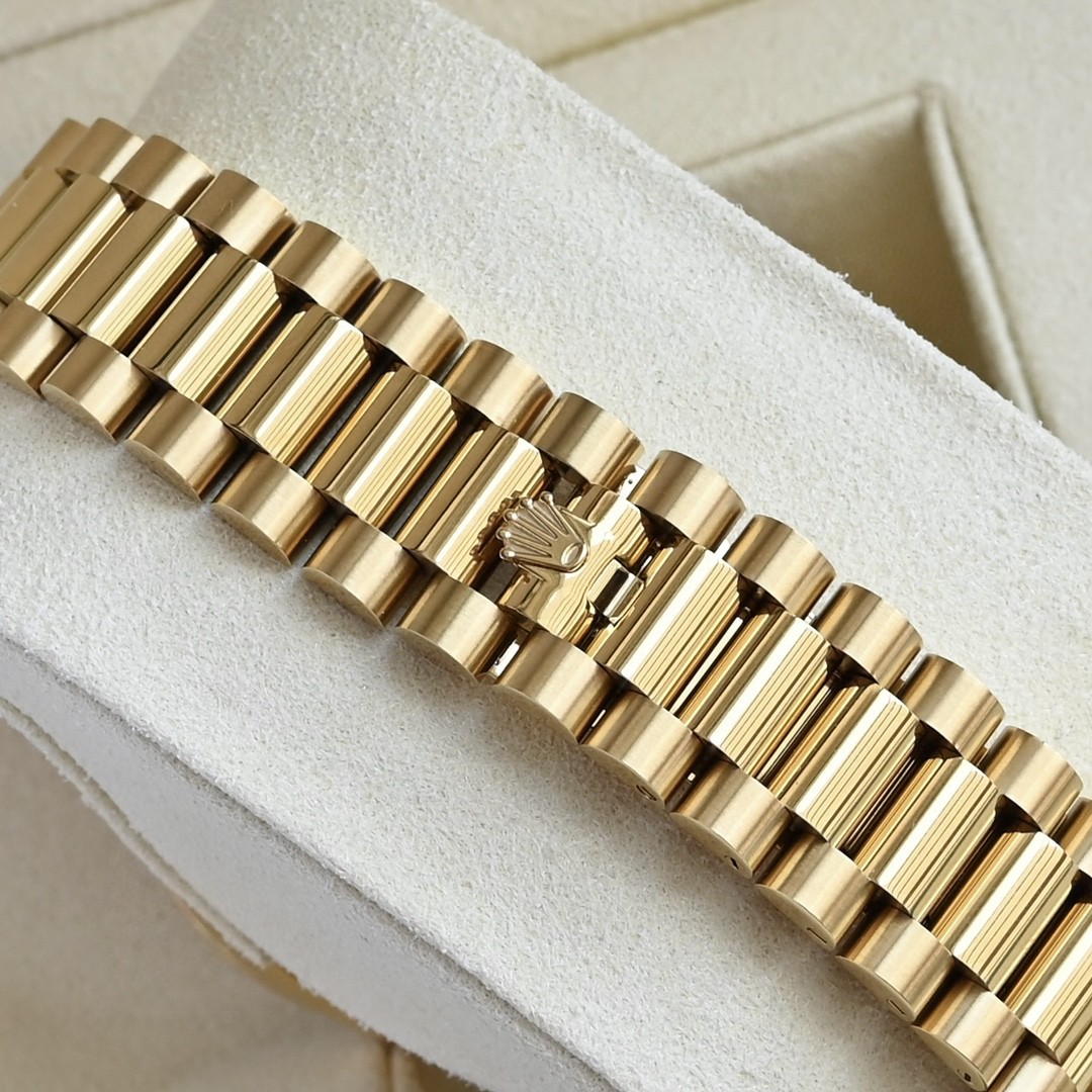 Rolex Date Series Black Dial Watch