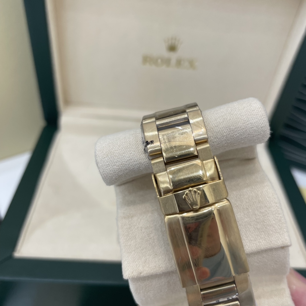 Rolex Daytona all-gold men's and women's couple watch