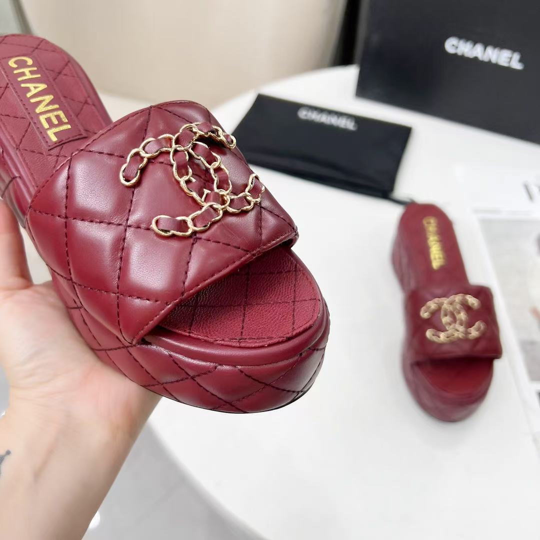 Chanel thick-soled sandals