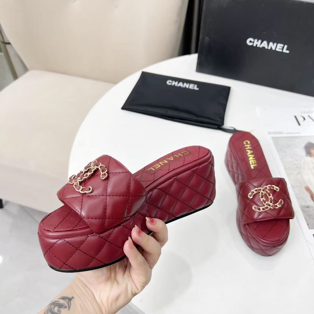 Chanel thick-soled sandals