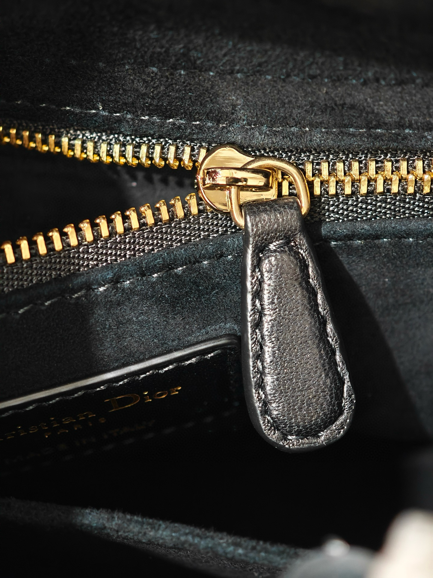 Top version 100% original Christian Dior bag