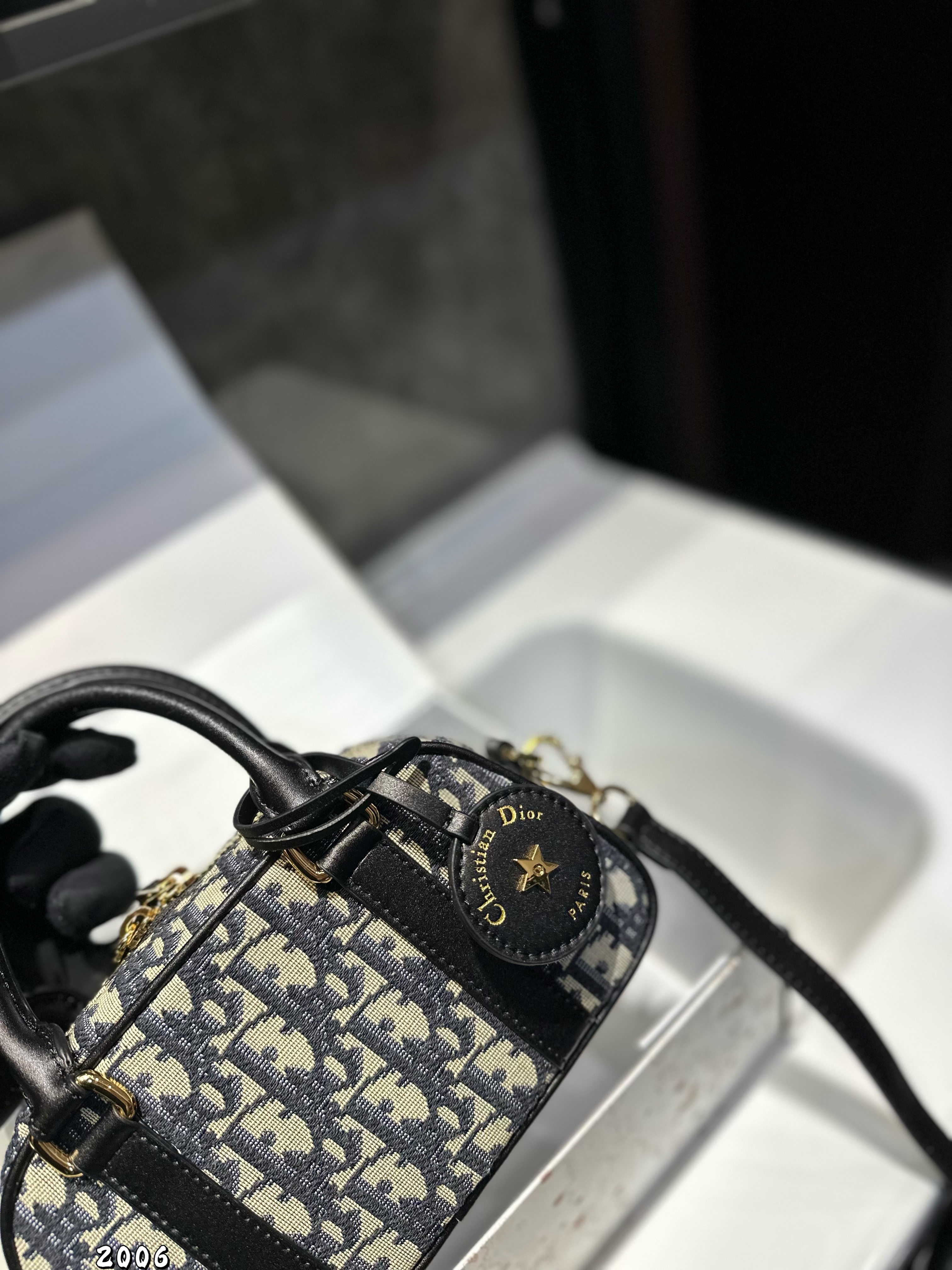 DIOR VibeEast West handbag