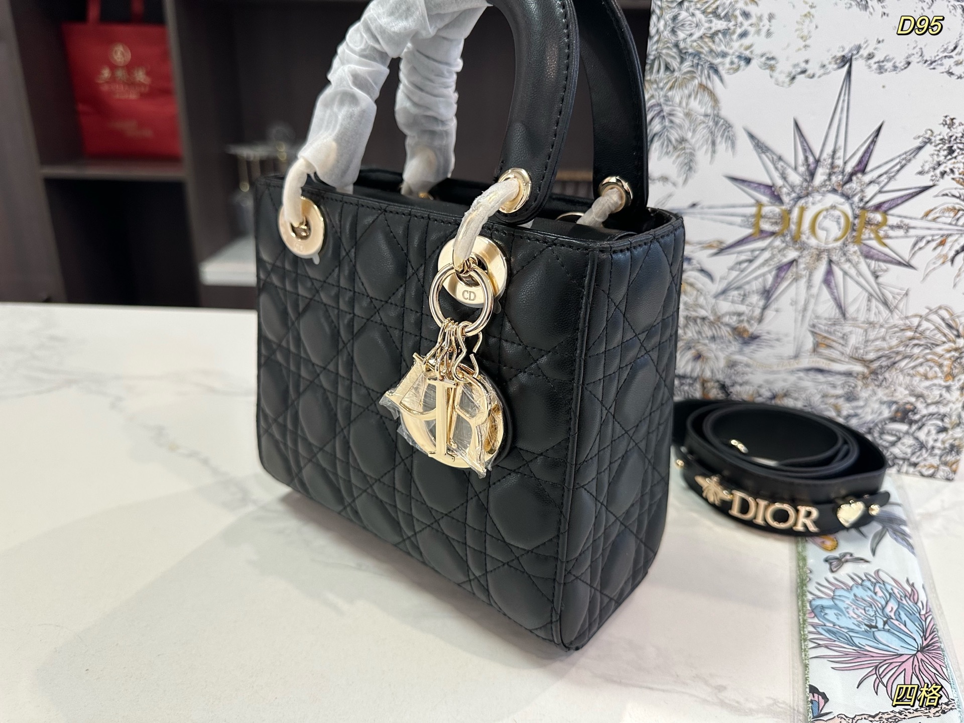 Dior D-lite lady bag