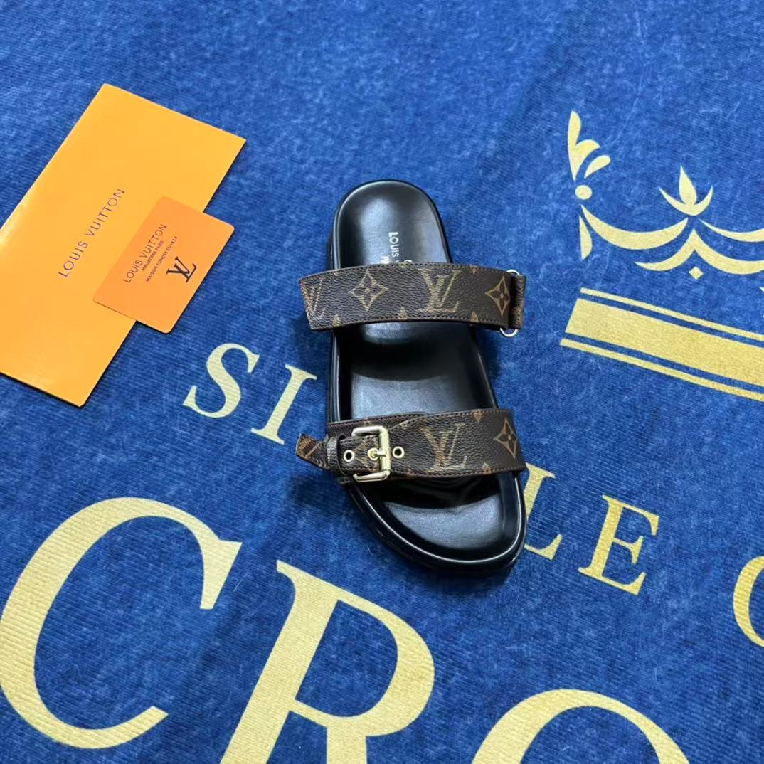 LV slippers
