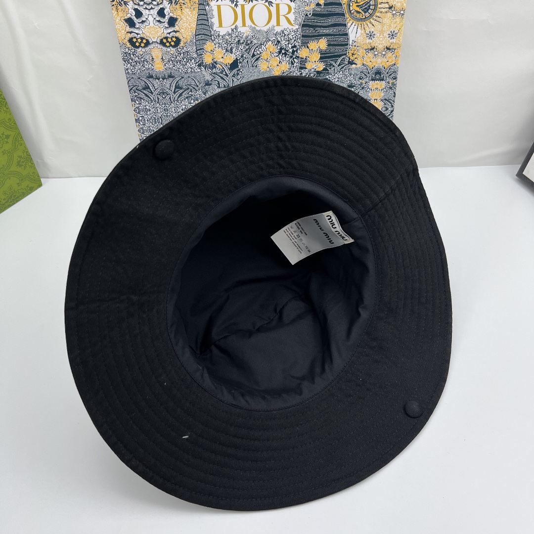 Miumiu fashionable and versatile fisherman hat