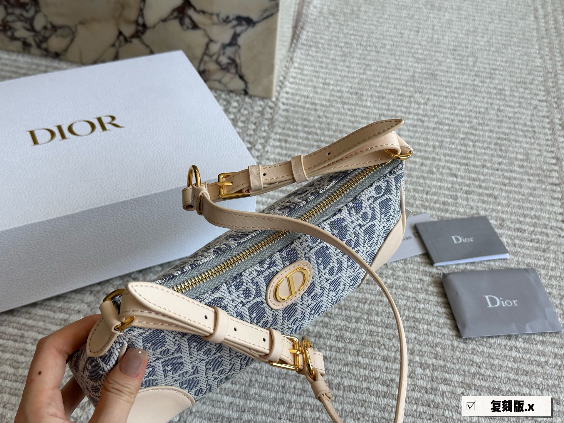 DIOR hobo underarm bag