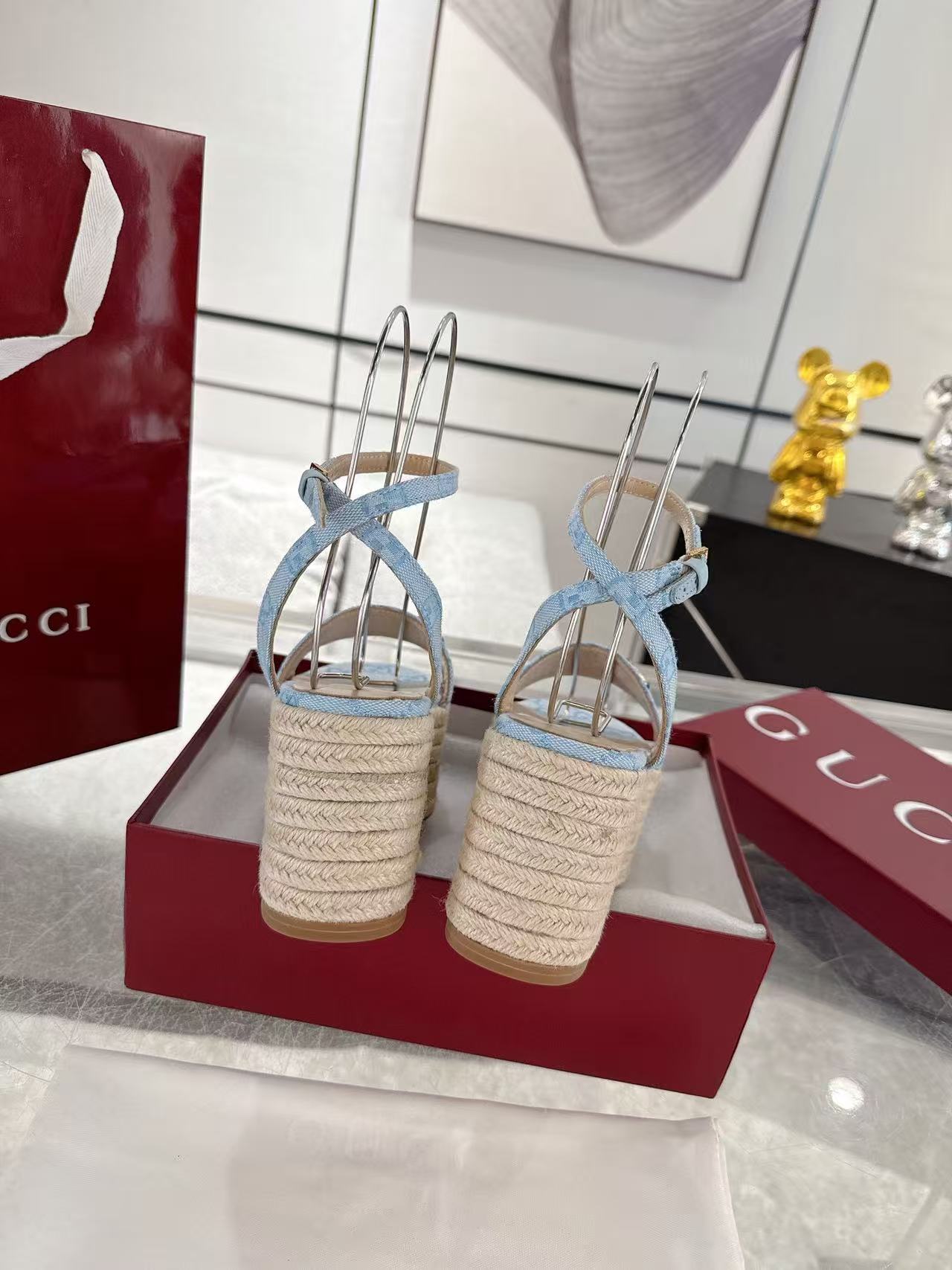 Gucci horse buckle high heels