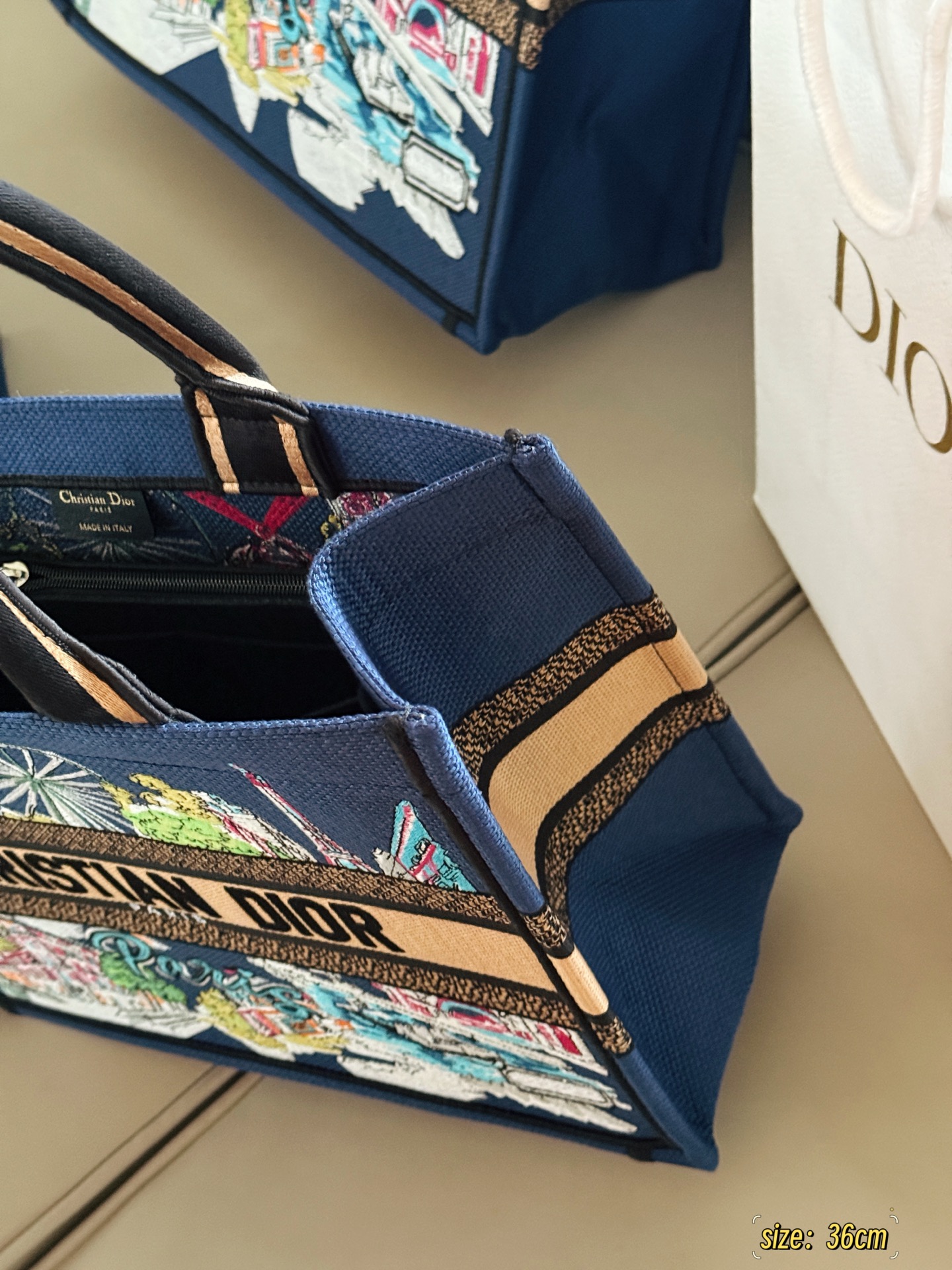 Dior tote bag CD Booktote25 handbag