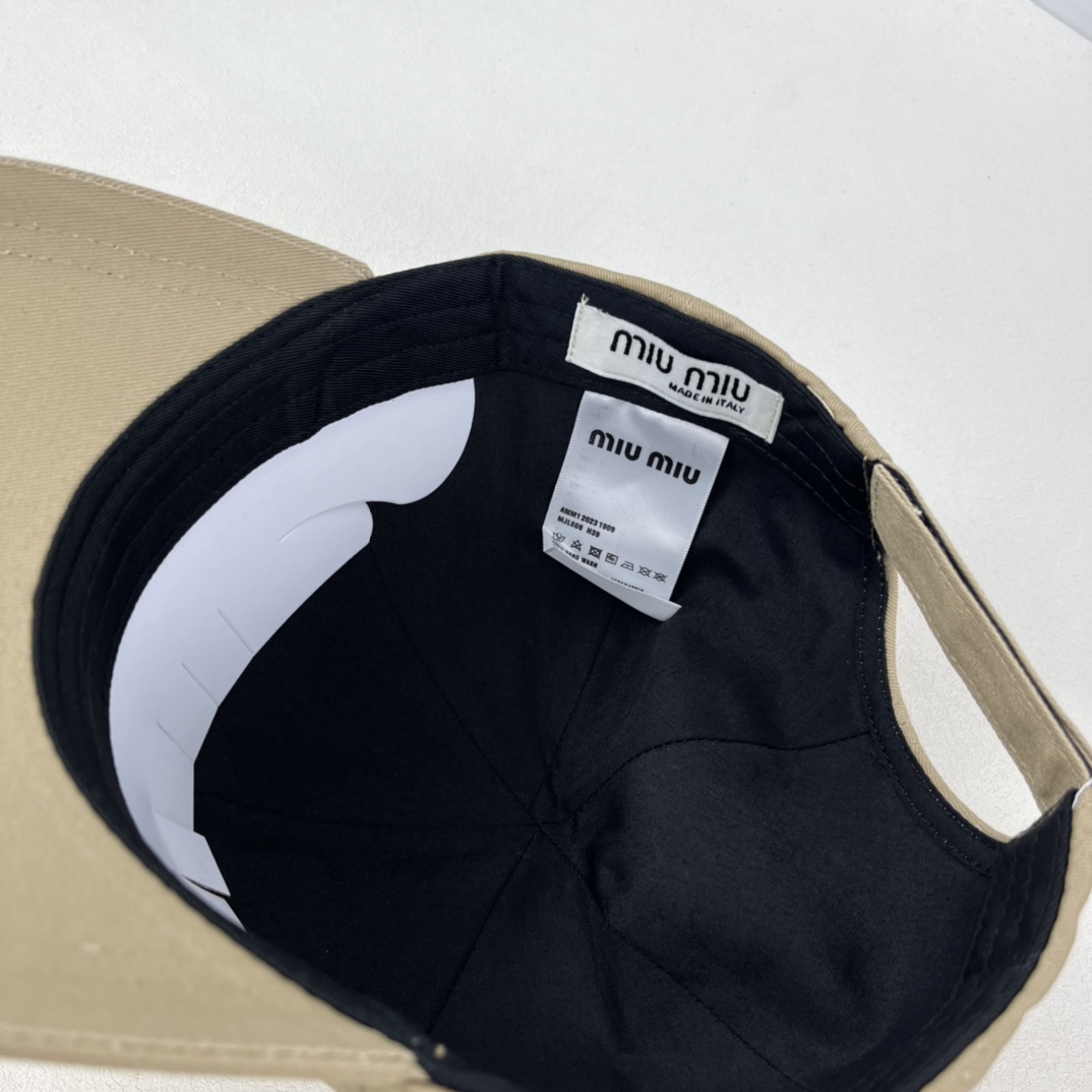 Miumiu classic baseball cap