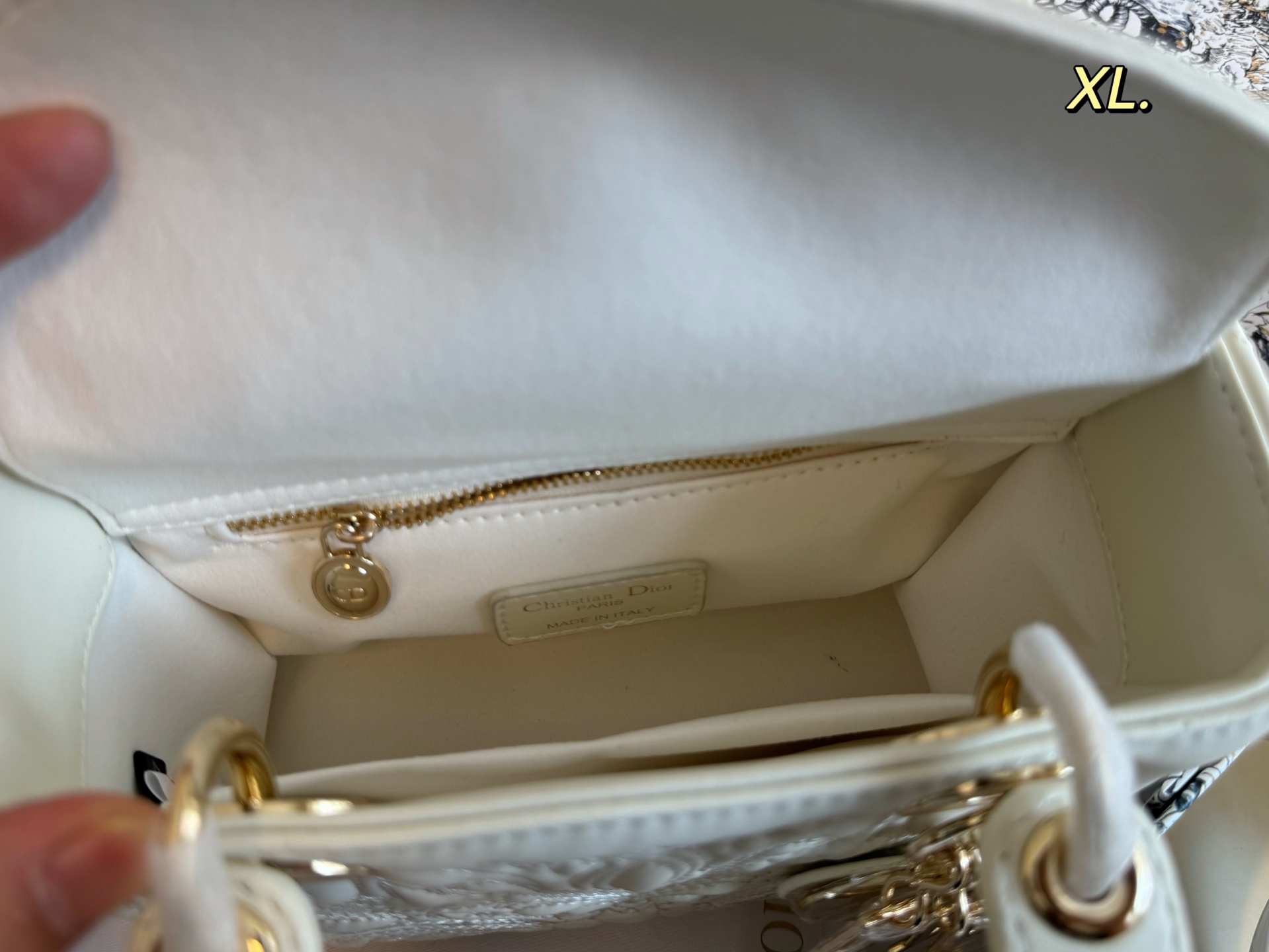 Dior Diana Three-dimensional Carved Embroidery handbag