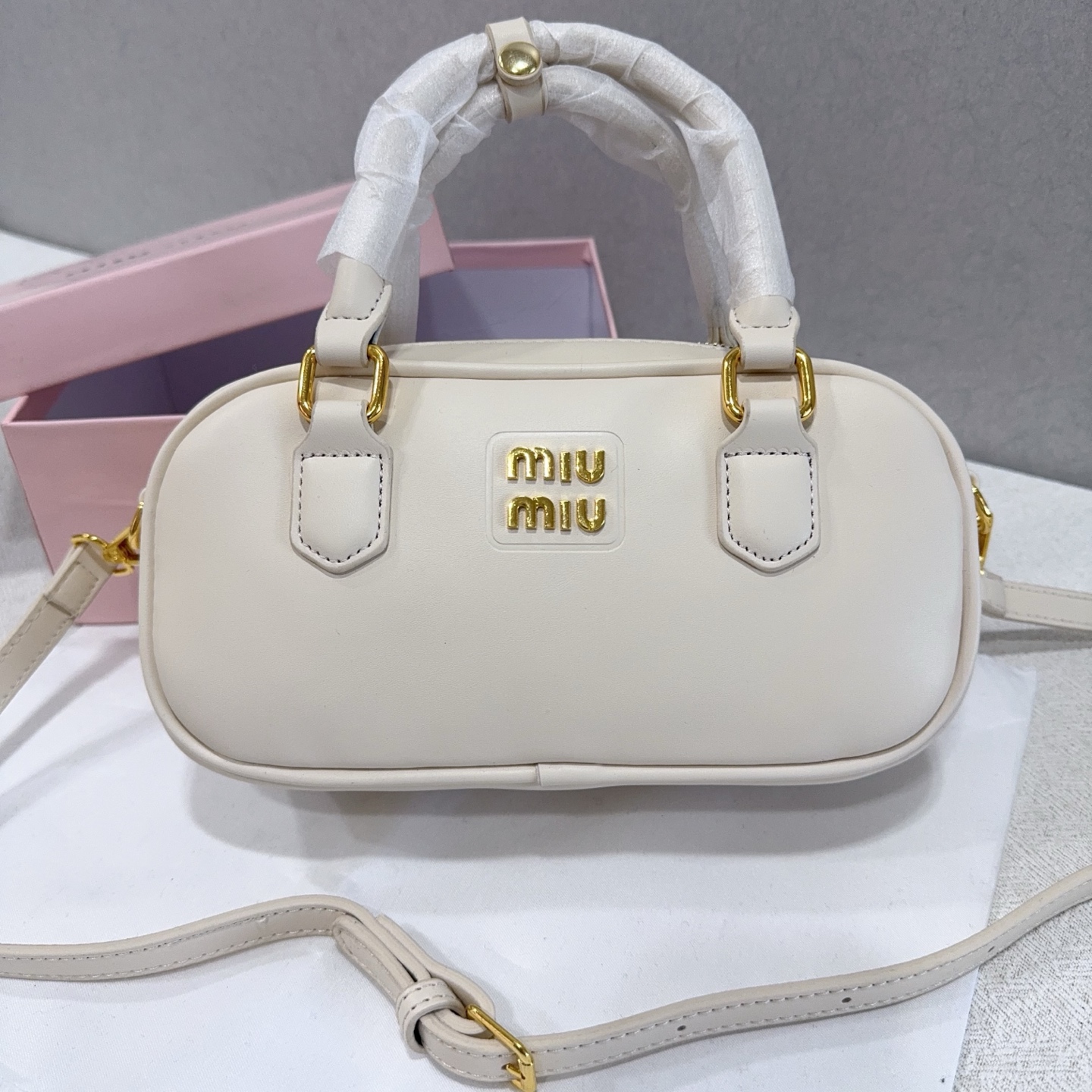 Miu Miu high-end bowling bag women's spring and summer popular shoulder crossbody handbag
