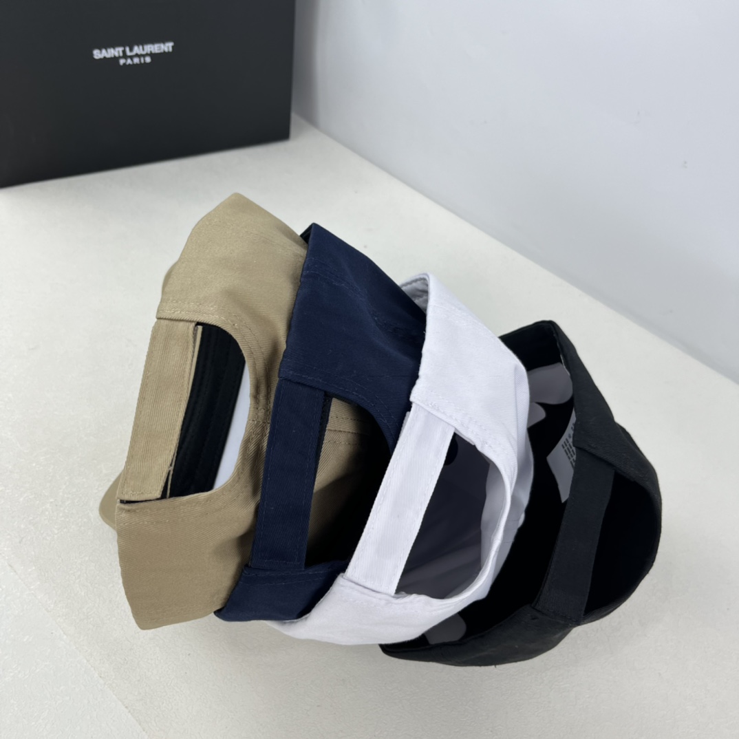 Miumiu classic baseball cap