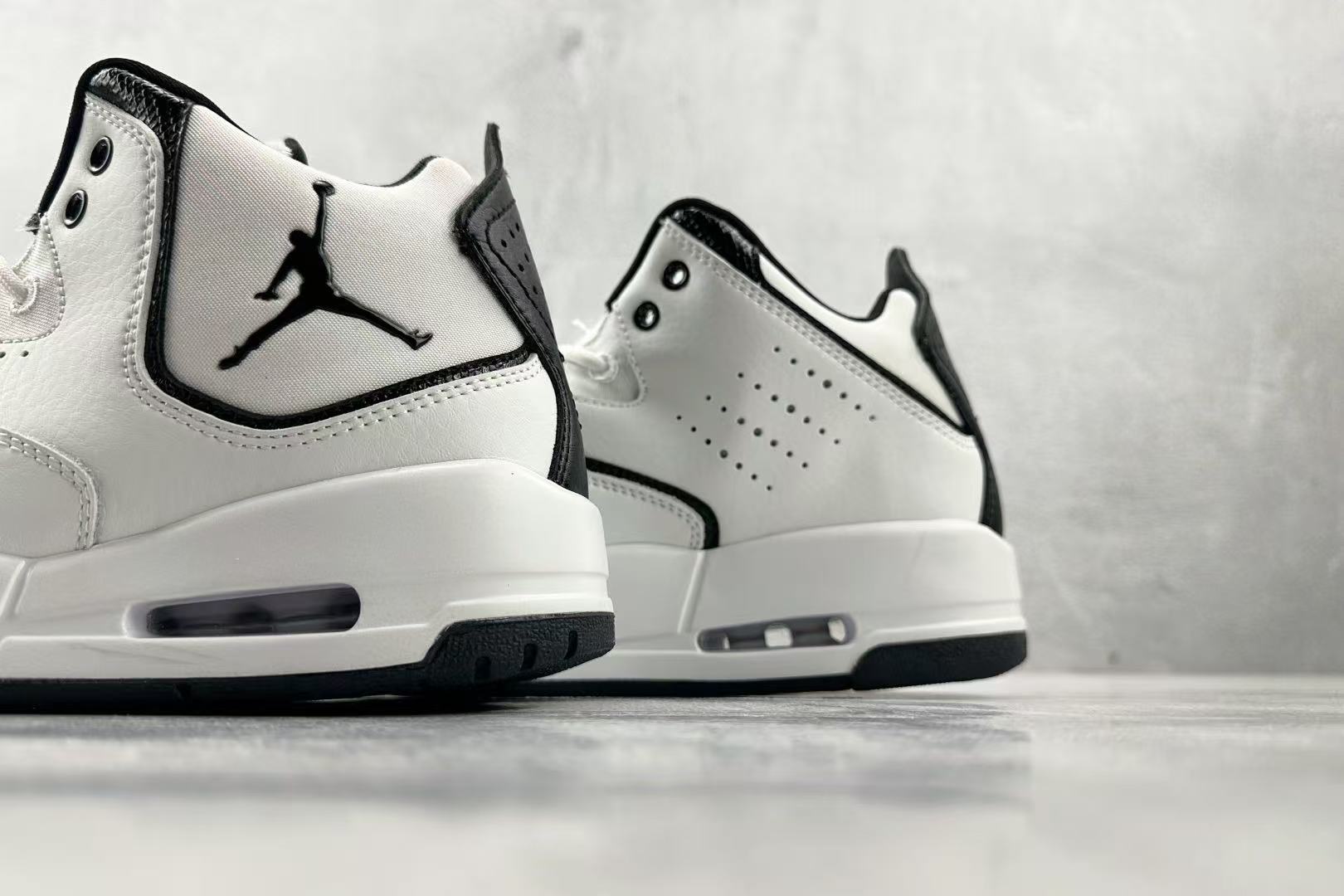 Jordan Courtside 23 sneakers