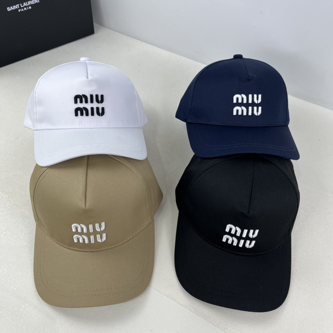Miumiu classic baseball cap