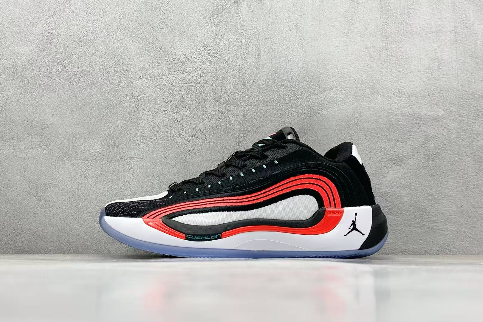 Jordan GJR Luka 4 sports shoes