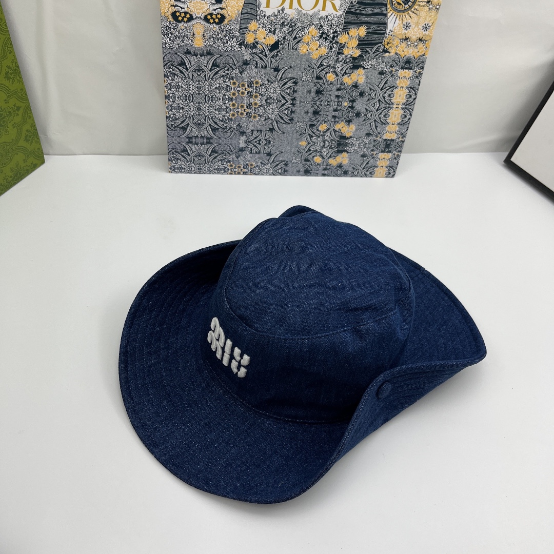 Miumiu fashionable and versatile fisherman hat