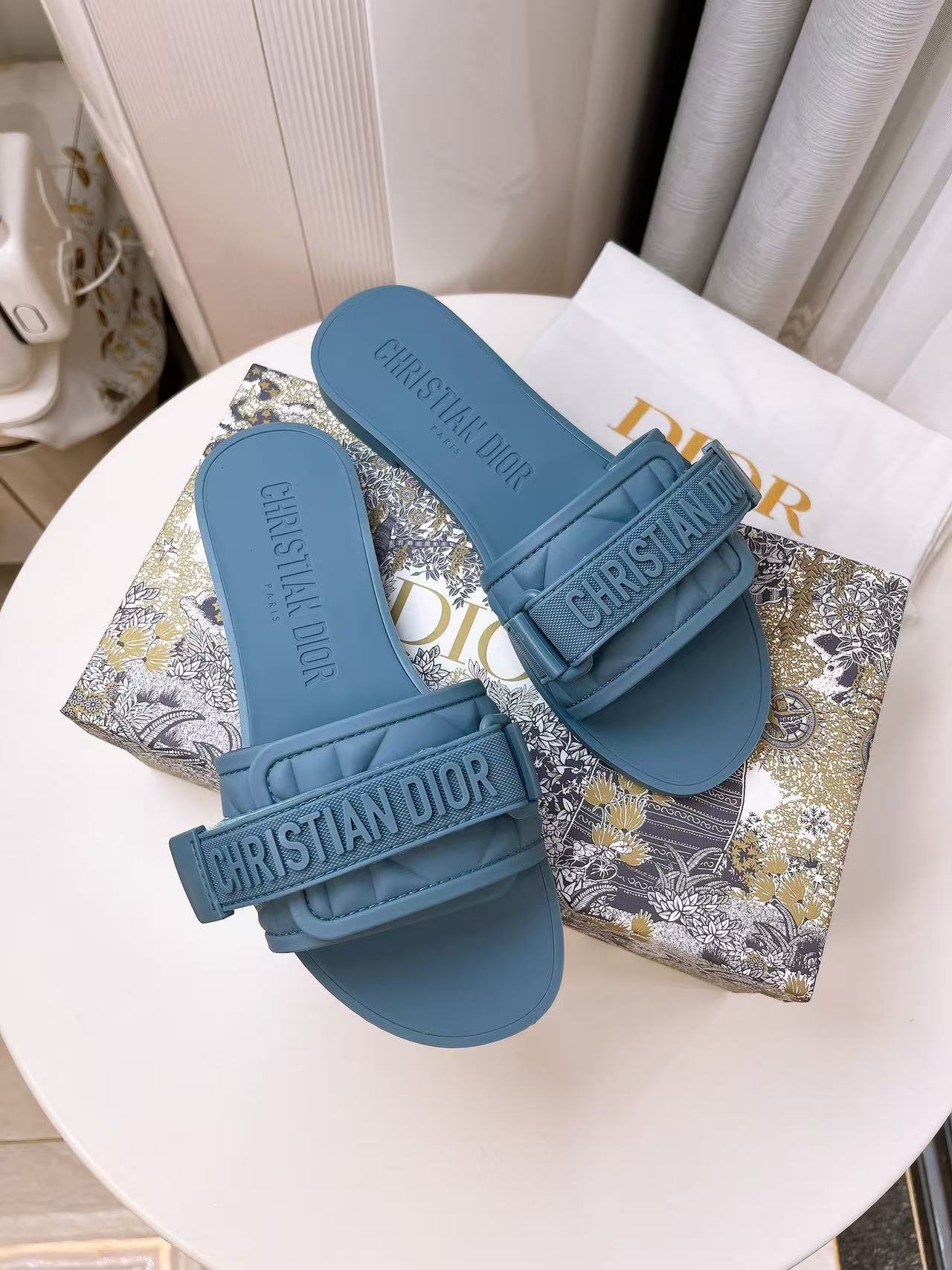 DIOR beach shoes