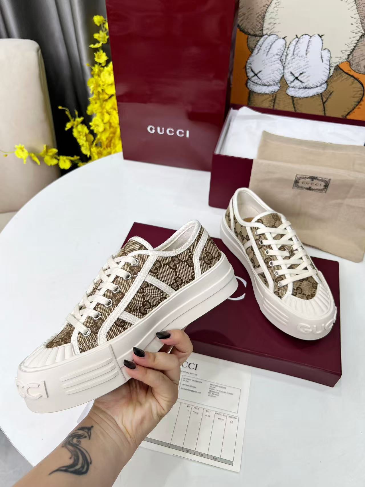 Gucci classic canvas shoes
