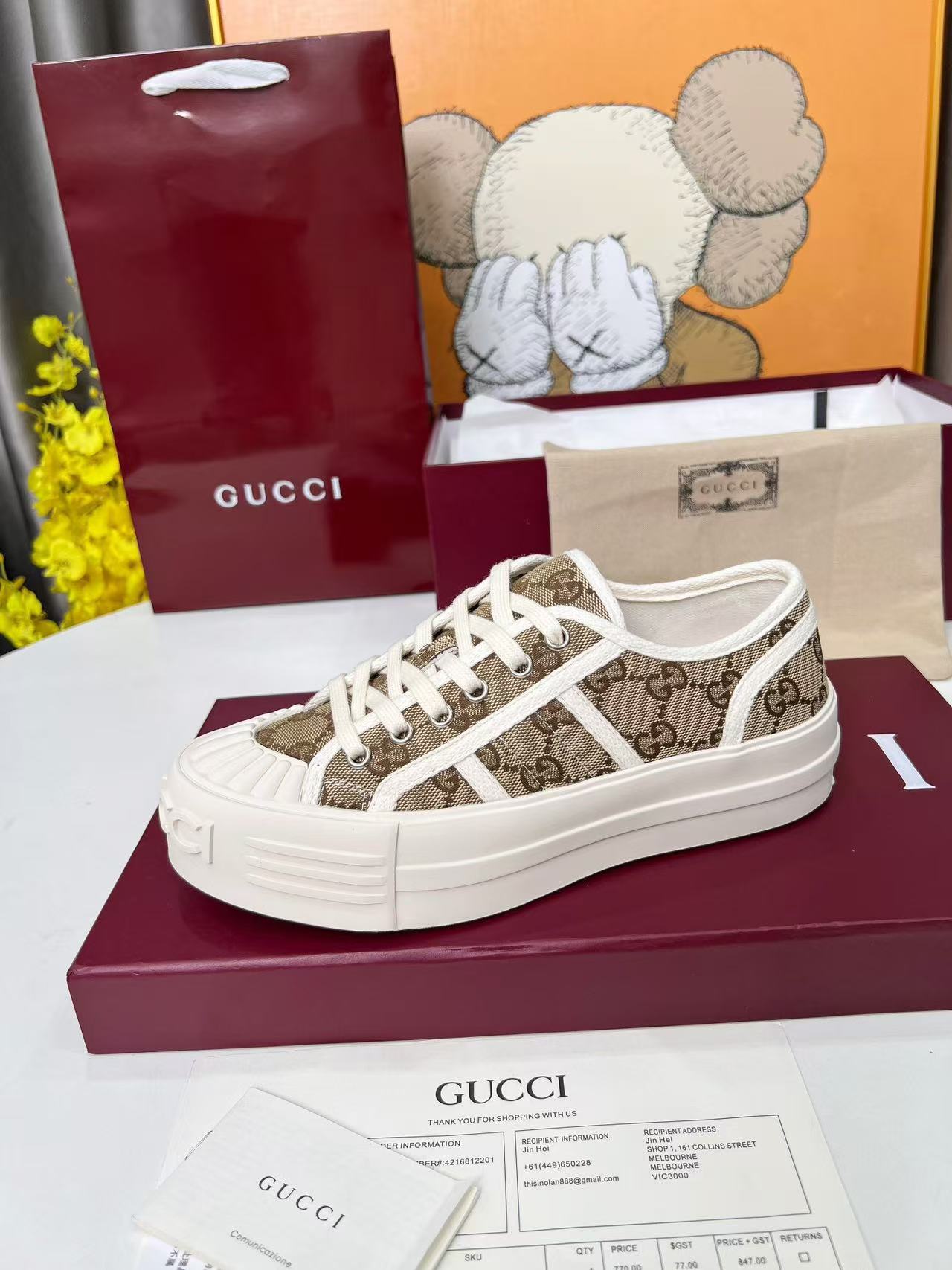Gucci classic canvas shoes