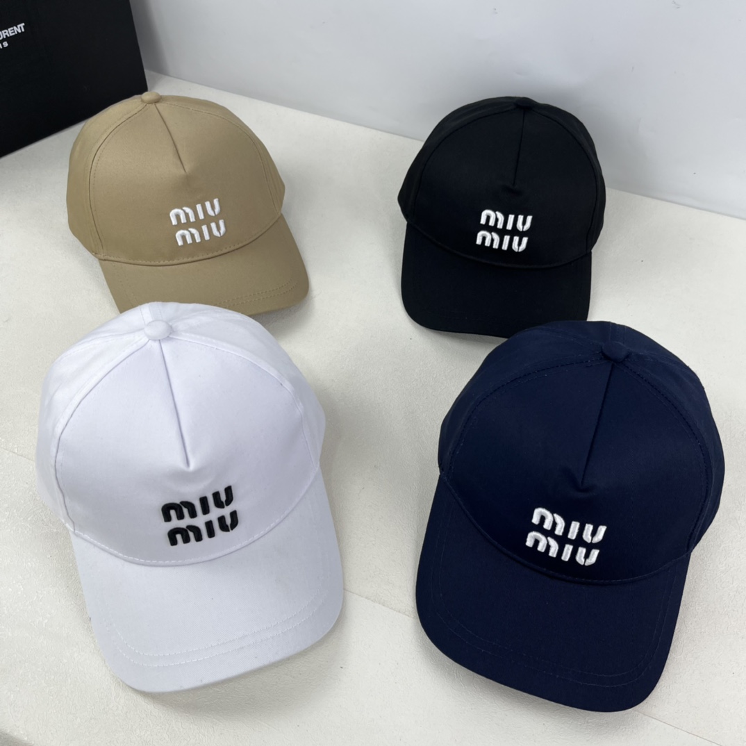 Miumiu classic baseball cap