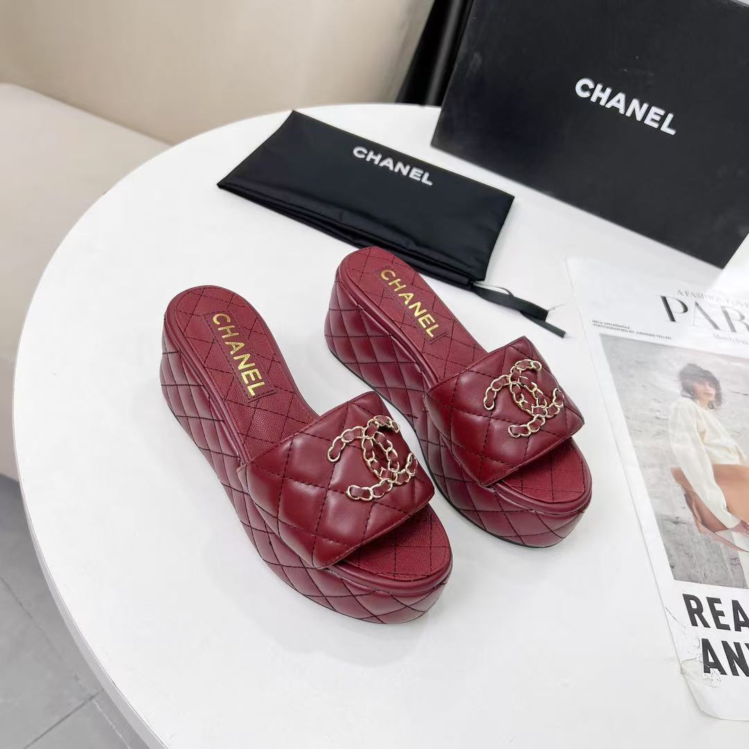 Chanel thick-soled sandals