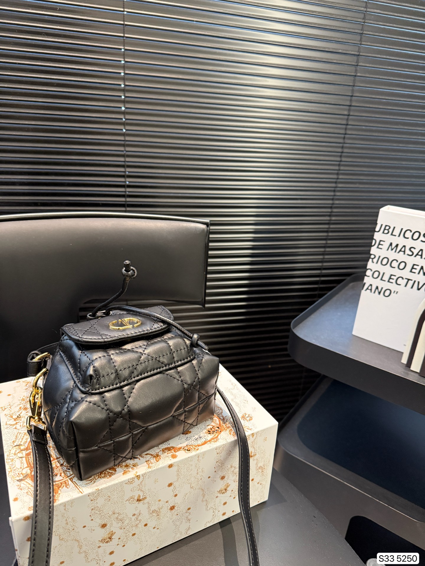 Dior caro Dior bucket bag