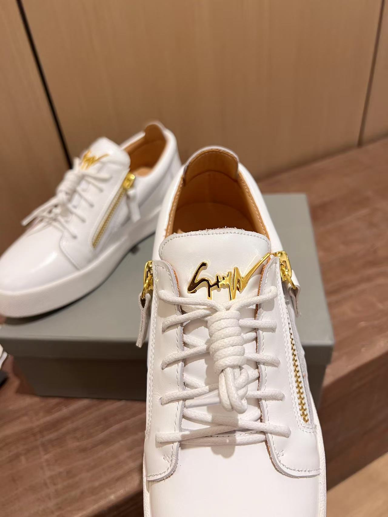 Giusee Zanotti sports shoes