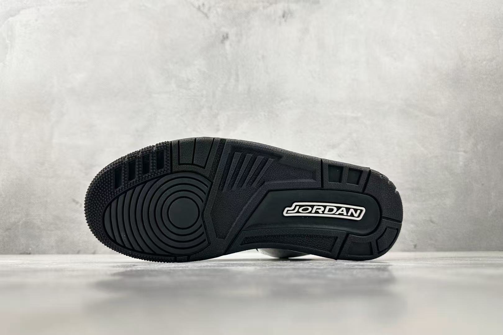 Jordan Courtside 23 sneakers