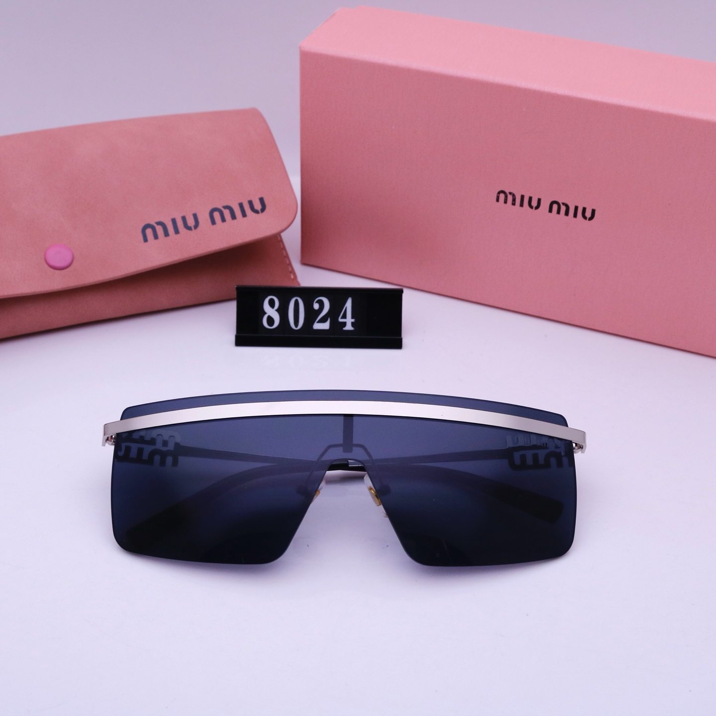 MIUMIU technological niche sunglasses