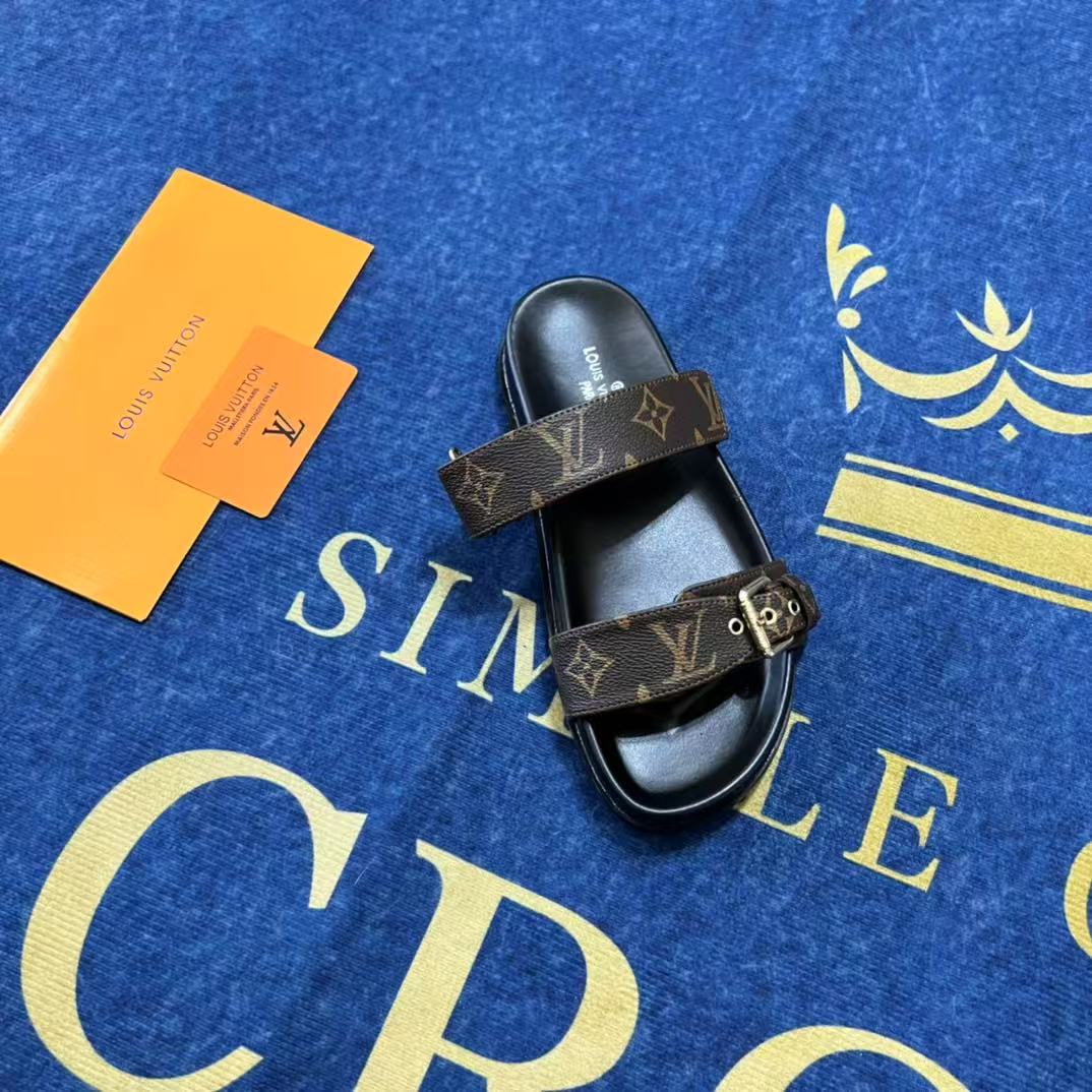 LV slippers