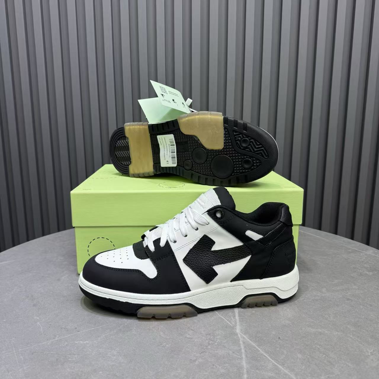 OFF WHITE sports shoes