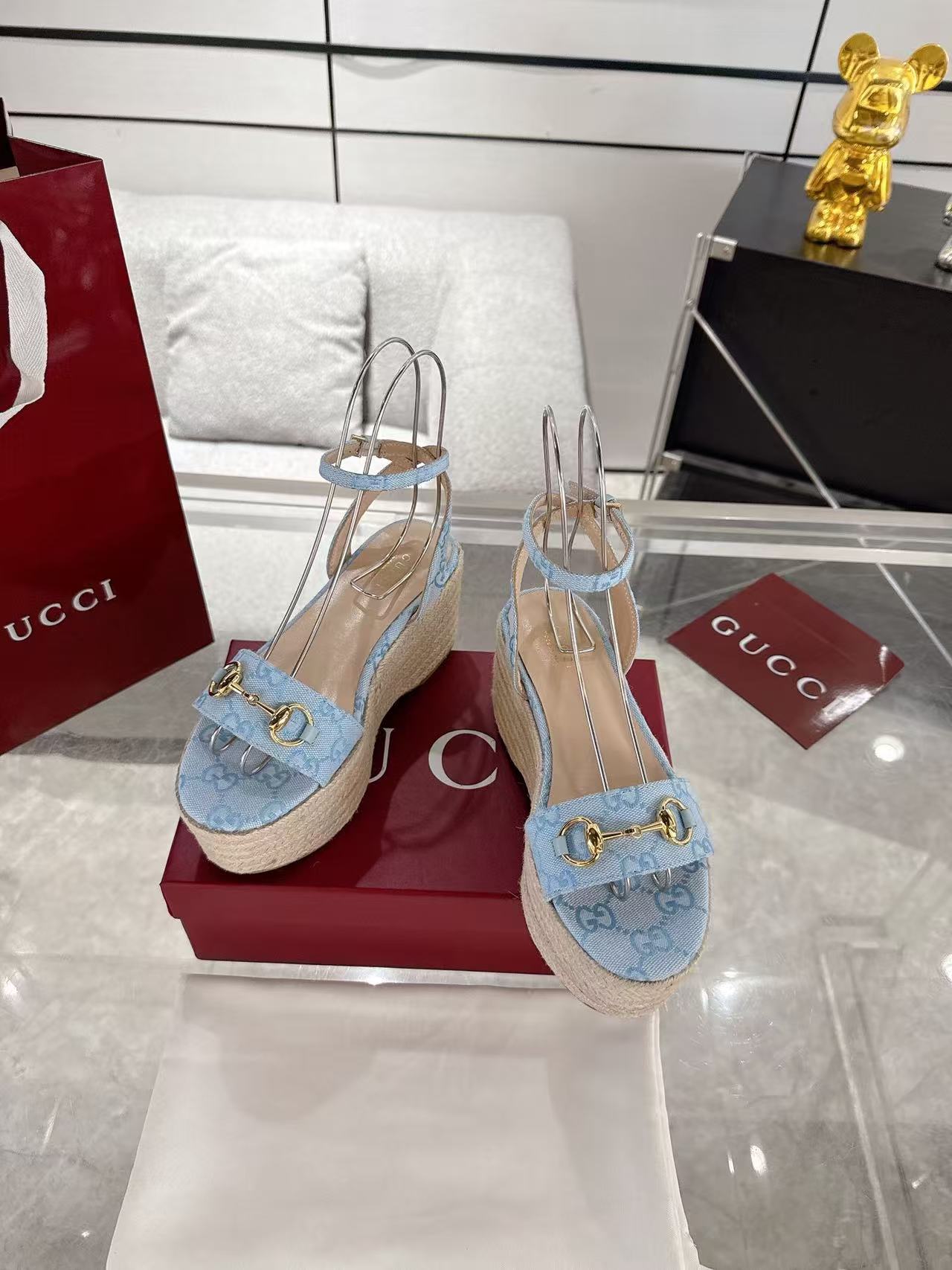 Gucci horse buckle high heels