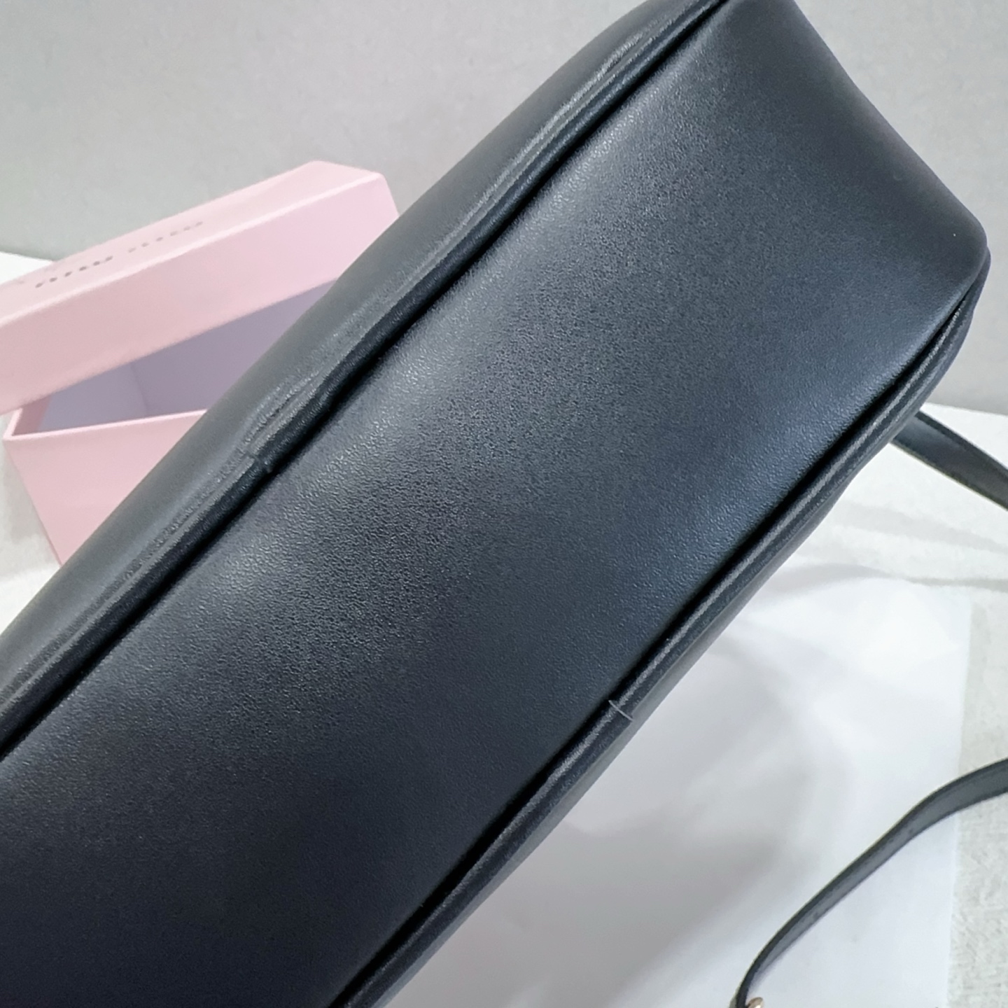 Miu Miu high-end bowling bag women's spring and summer popular shoulder crossbody handbag