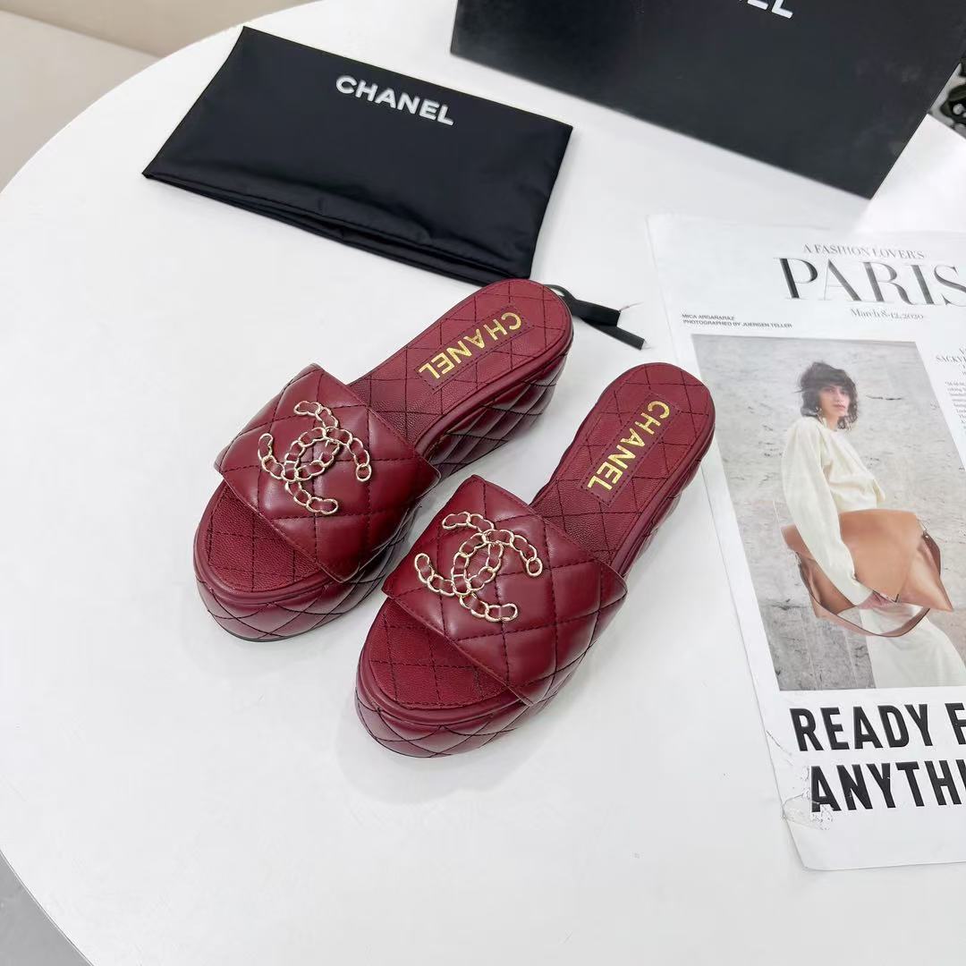 Chanel thick-soled sandals