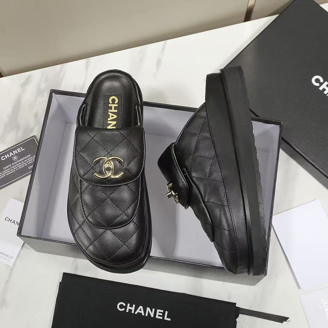 Chanel Boken slippers