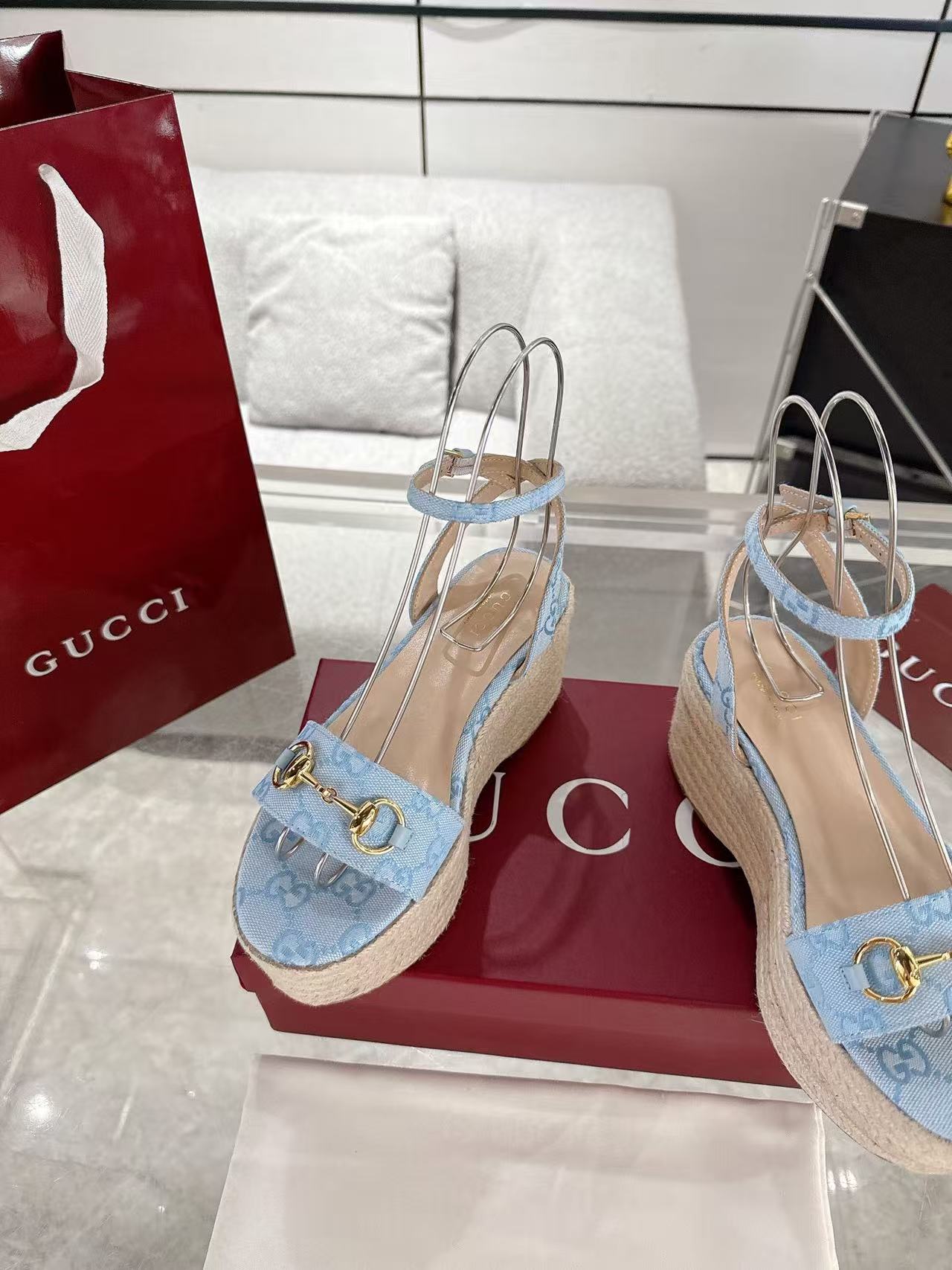 Gucci horse buckle high heels