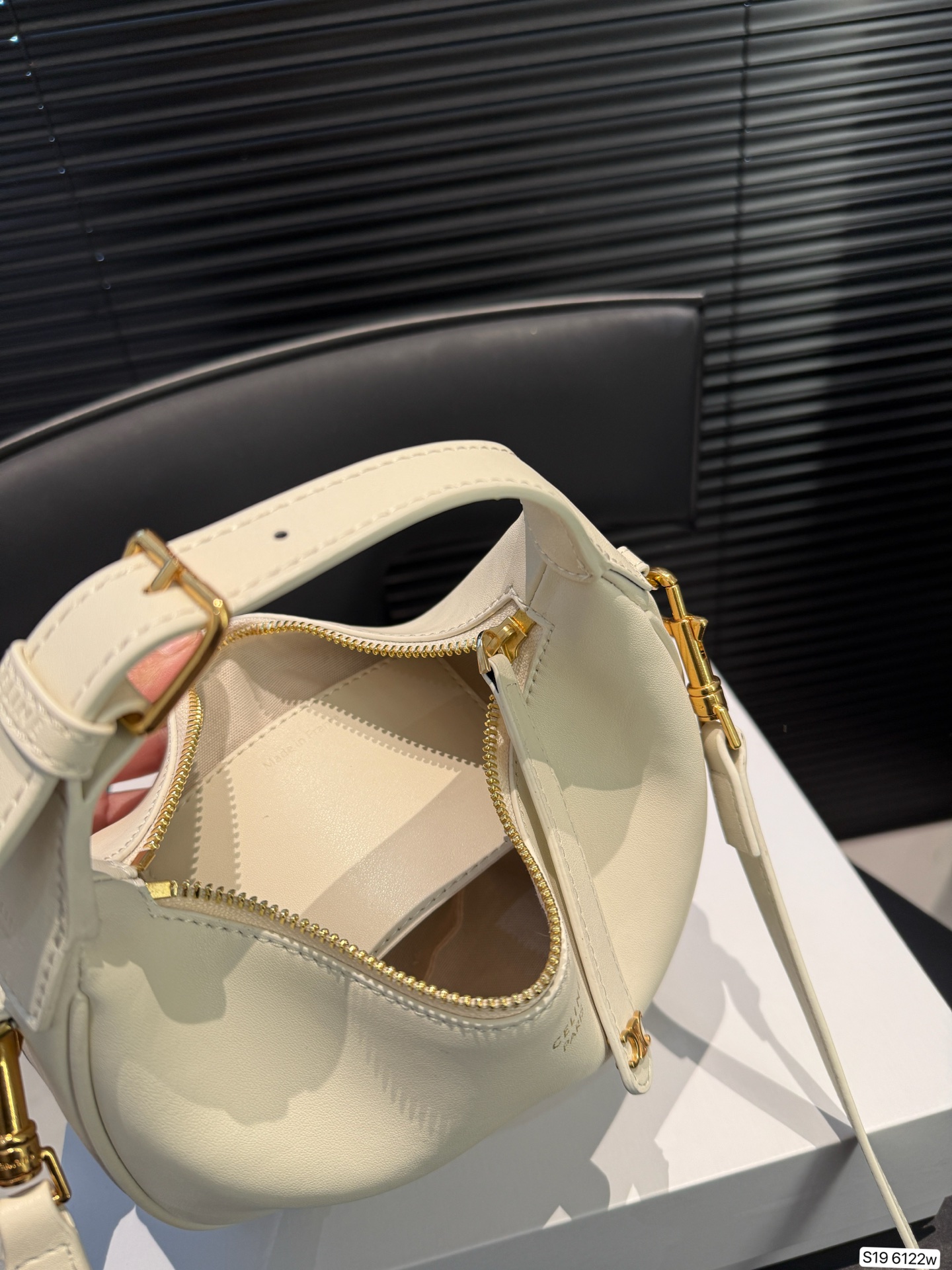 celine lulu armpit bag high-end