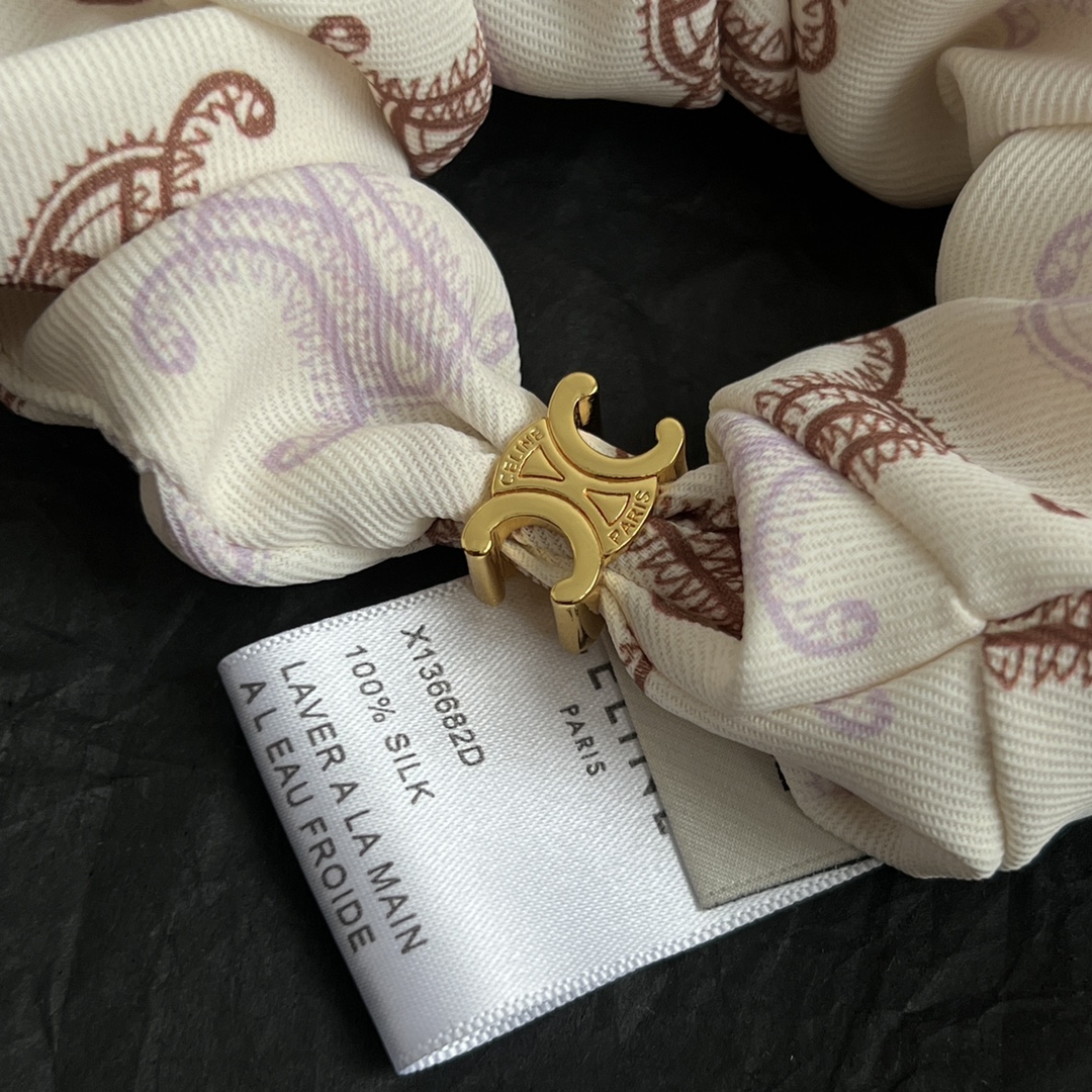 Celine's latest spring and summer hair band